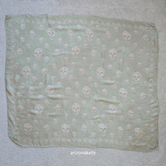 Alexander McQueen Silk Chiffon Classic Skull Scarf Sage Green - Picture 16 of 16
